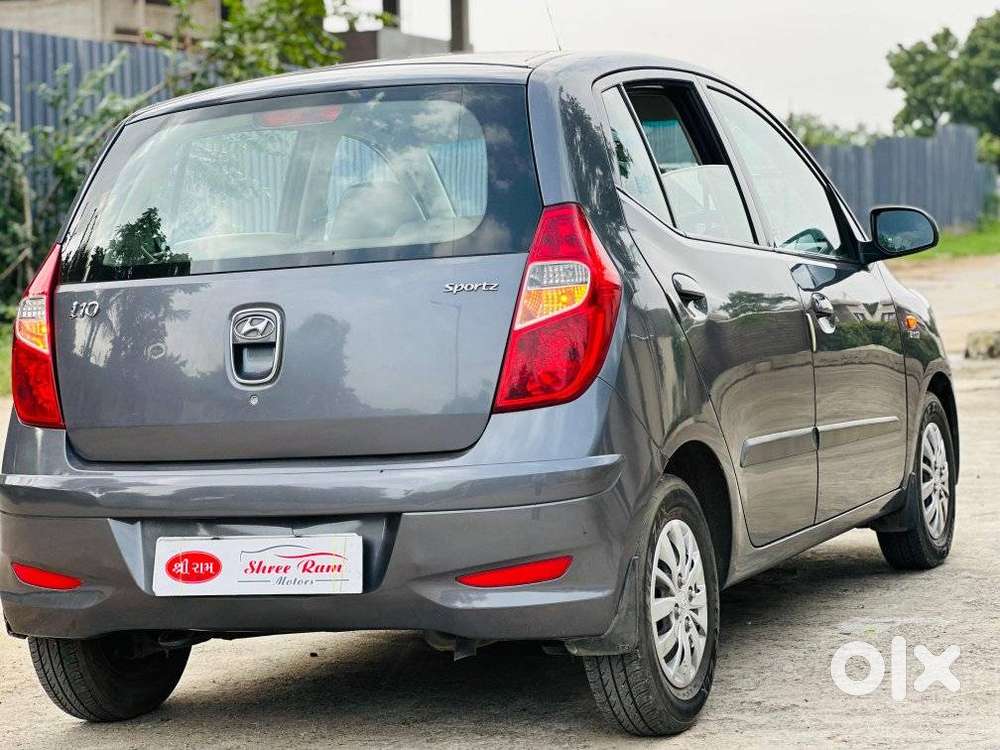 Hyundai I10 Sportz, 2014, Petrol