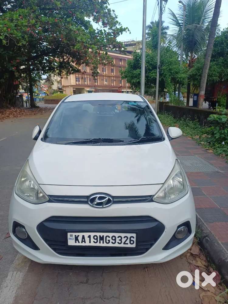 Hyundai Grand I10 Sportz 2017 Manual Petrol