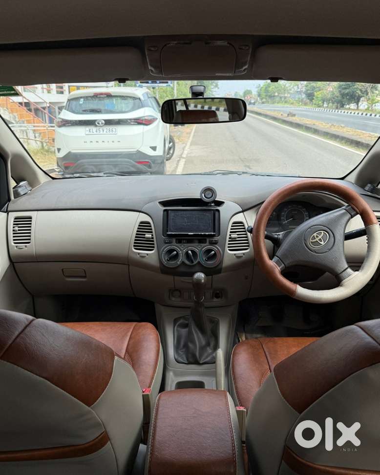 Toyota Innova 2012-2013 2.5 G (diesel) 8 Seater, 2012, Diesel