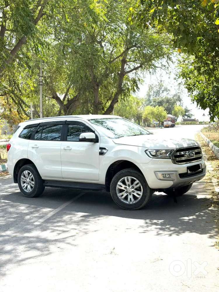 Ford Endeavour 2018 Diesel 90000 Km Driven
