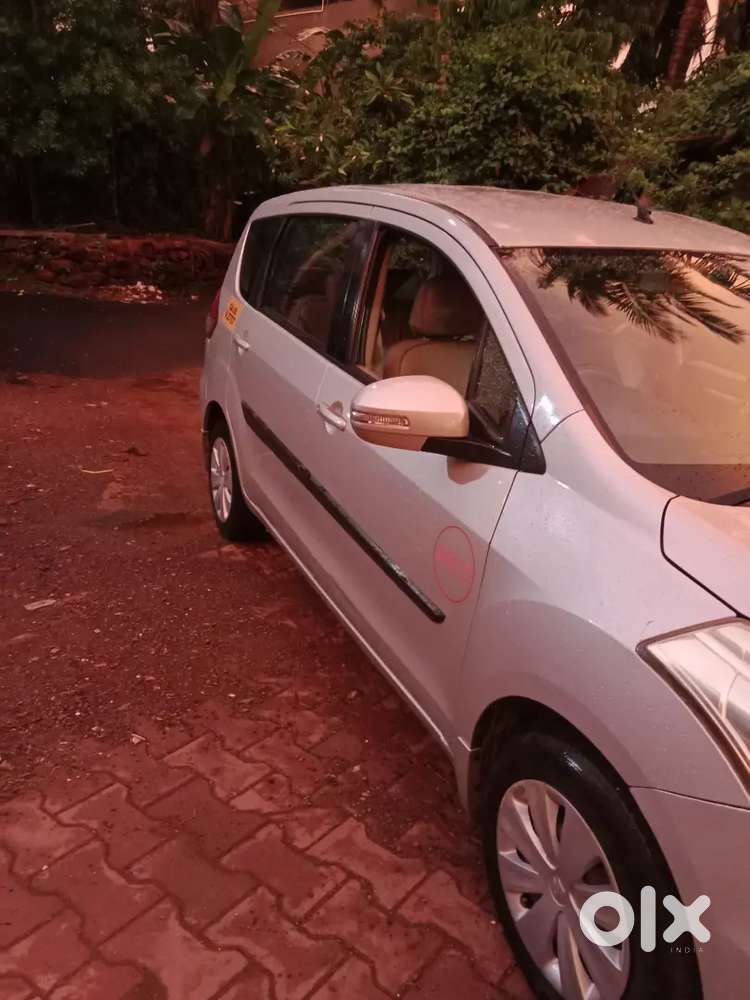 Maruti Suzuki Ertiga 2017 Petrol 119000 Km Driven
