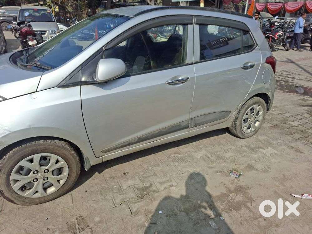 Hyundai Grand I10 1.2 Crdi Sportz Dual Tone, 2013, Diesel