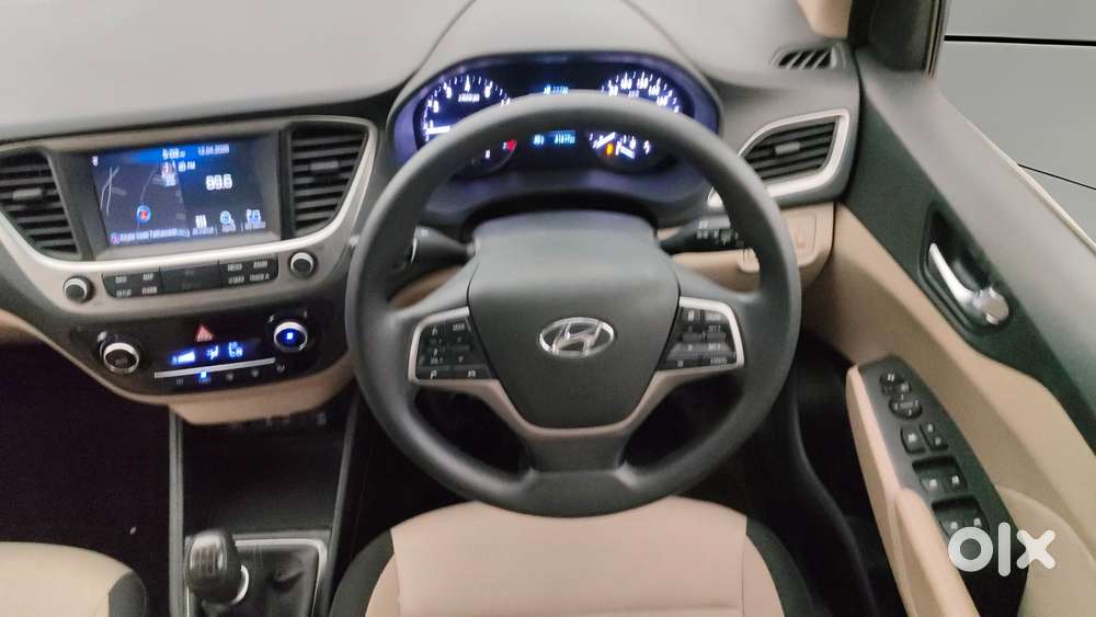 Hyundai Verna 1.6 Vtvt Sx, 2019, Petrol