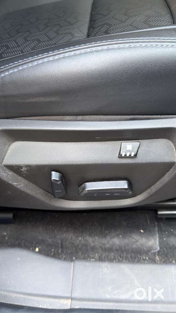Tata Safari 2023 Diesel 25000 Km Driven