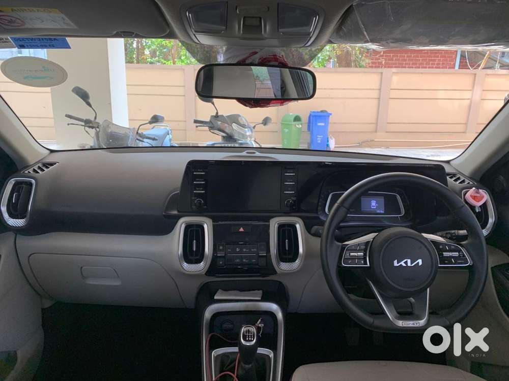 Kia Sonet Petrol 2021