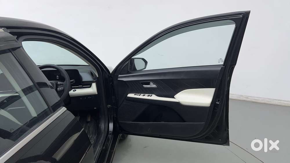Hyundai Verna 1.5 Sx Petrol Mt, 2024, Petrol