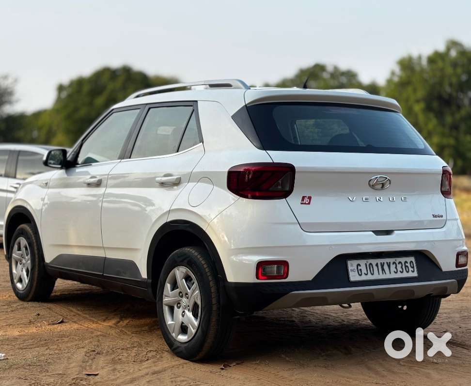 Hyundai Venue S Turbo Dct, 2020, Petrol