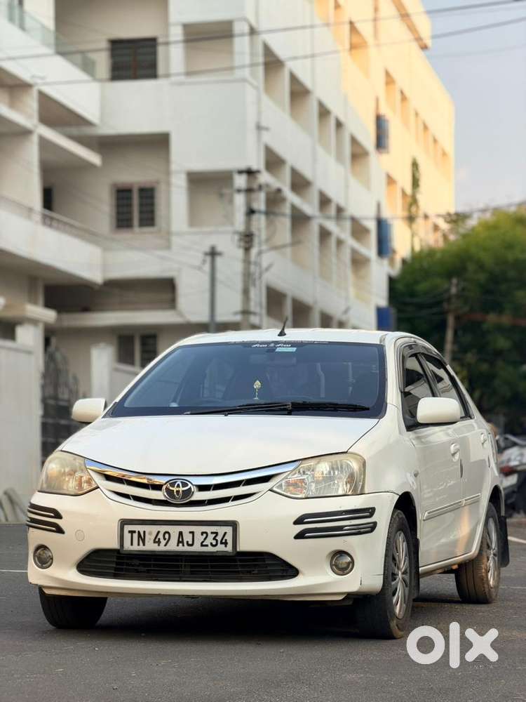 Toyota Etios 2010-2012 G, 2011, Petrol