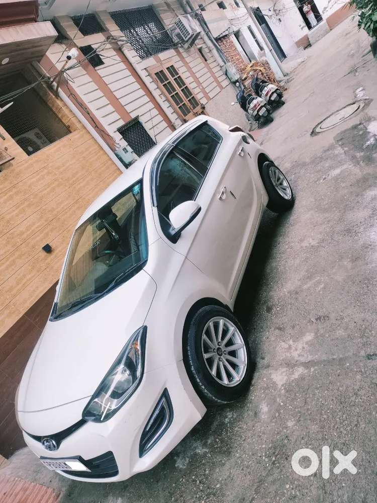 Hyundai I20 2013 Petrol 30000 Km Driven
