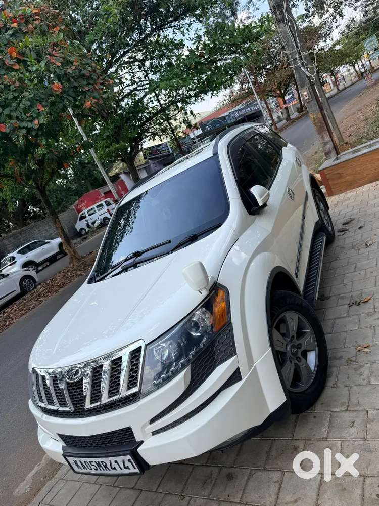 Mahindra Xuv500 2015 Diesel 150200 Km Driven