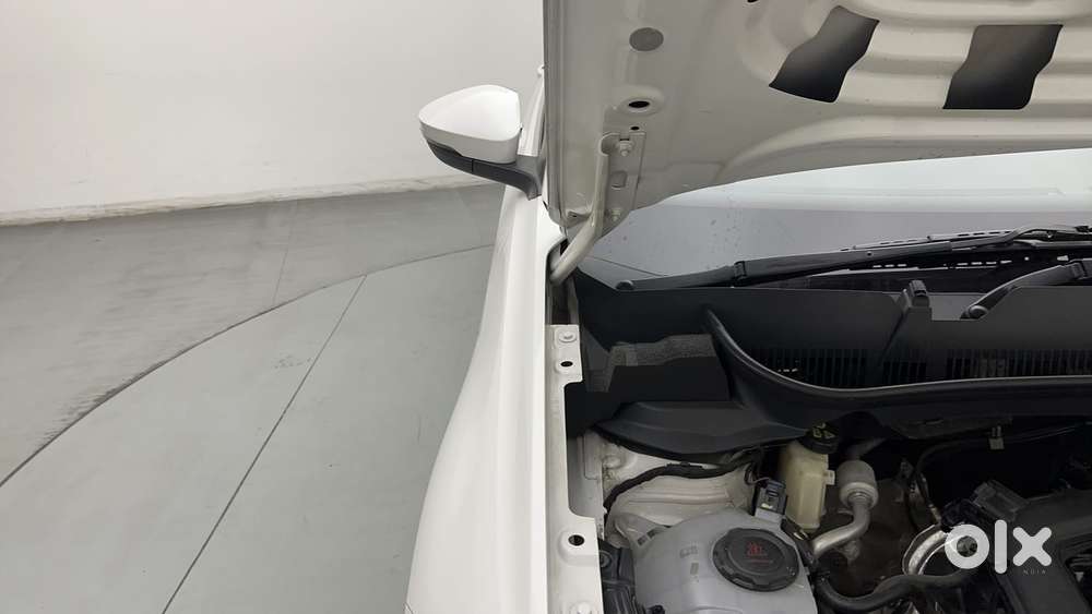 Volkswagen Taigun Topline 1.0 Tsi At (electric Seats), 2022, Petrol