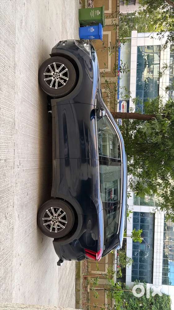 Mahindra Xuv700 2.2 Ax 7 Diesel At Str, 2023, Diesel