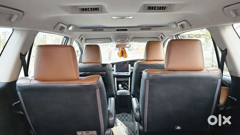 Toyota Innova Crysta