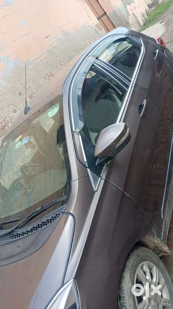 Tata Tiago Petrol 2017 Variant