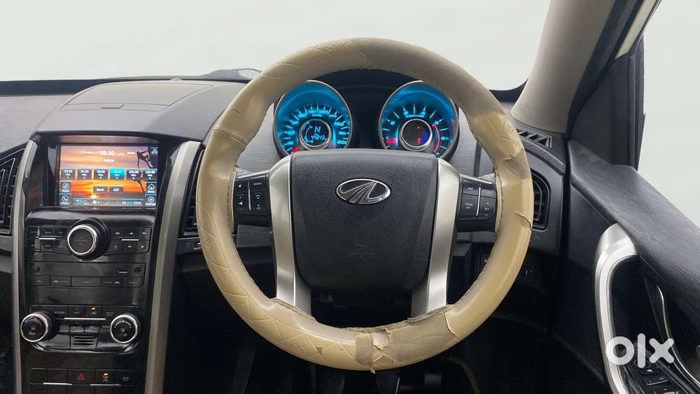 Mahindra Xuv500 W7, 2020, Diesel