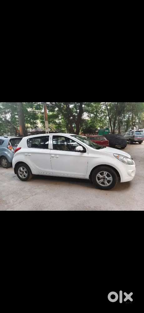 Hyundai I20 2012 Diesel 200000 Km Driven