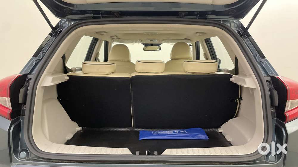 Mahindra Xuv300 W8 Option, 2021, Petrol