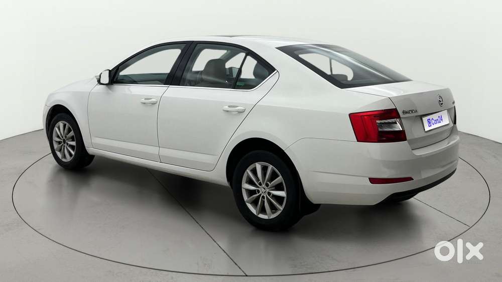 Skoda Octavia Elegance 2.0 Tdi At, 2014, Diesel