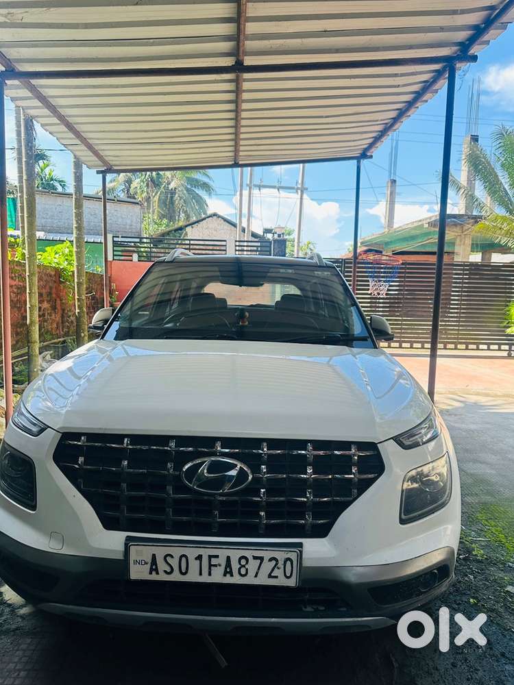 Hyundai Venue 2022 Diesel 55000 Km Driven