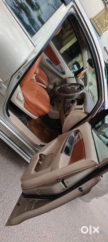 Toyota Innova 2.5 G (diesel) 8 Seater, 2007, Diesel
