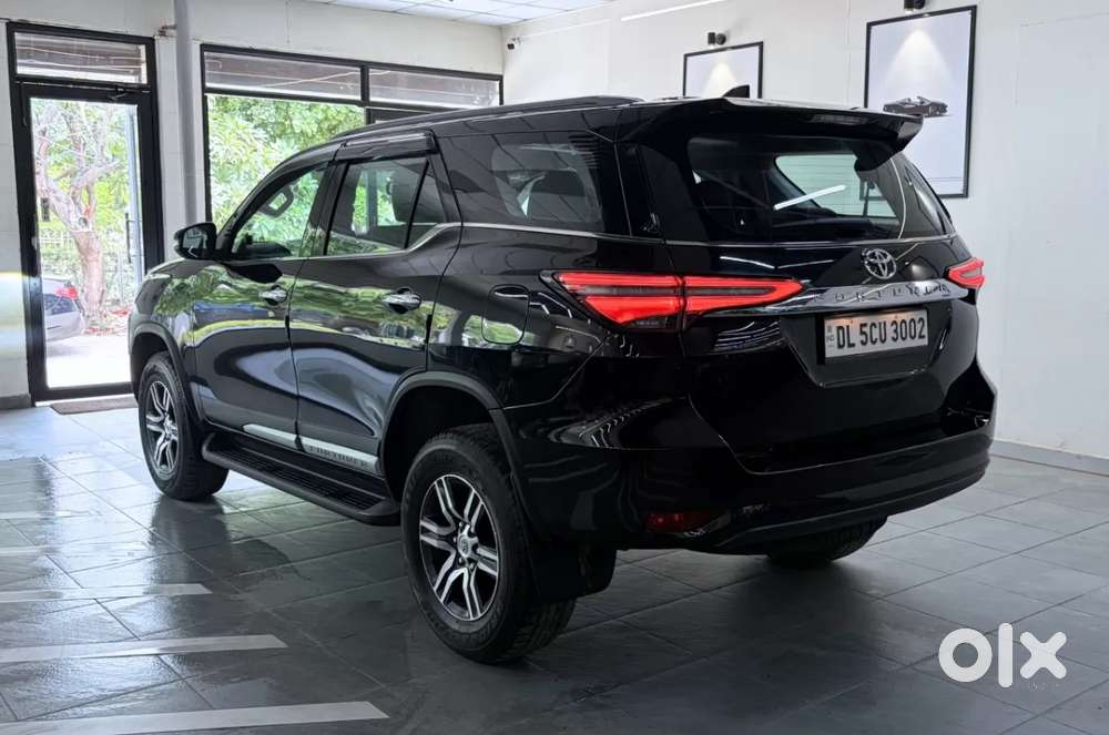 Toyota Fortuner 4x2 At 2.7 Petrol, 2022, Petrol