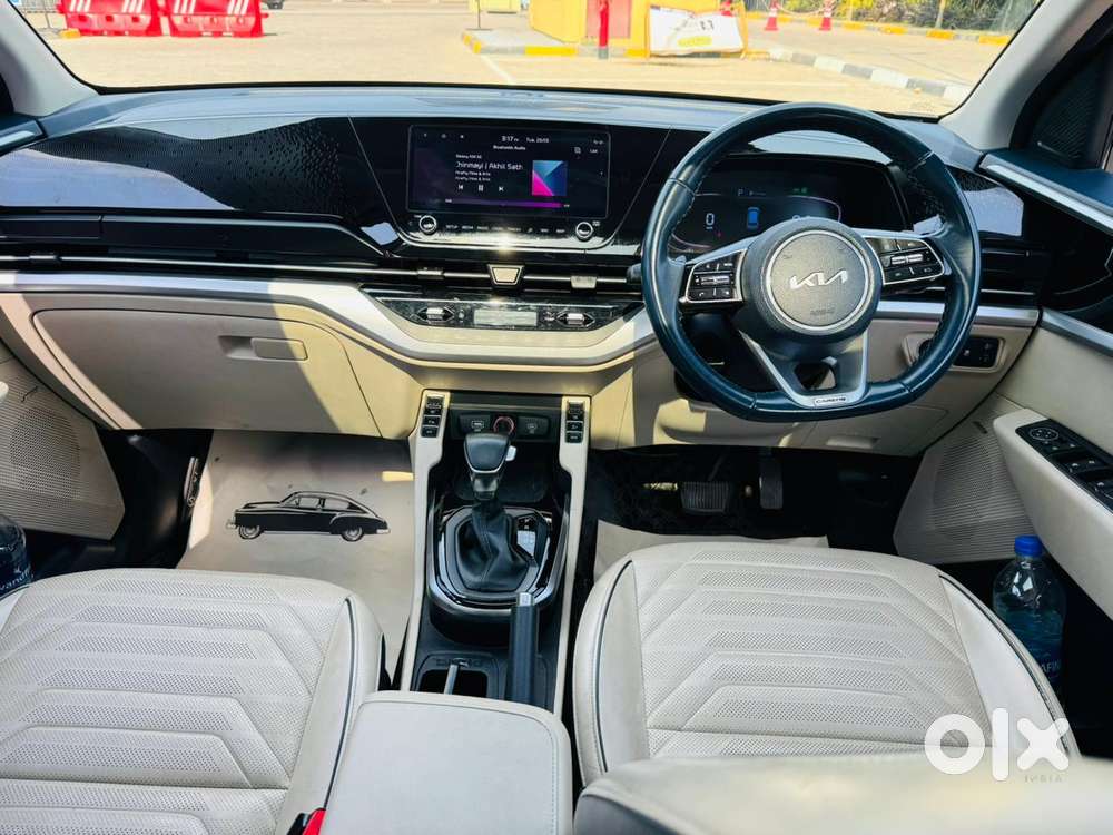 Kia Carens Luxury (o)1.5 Diesel At 7 Str, 2022, Diesel