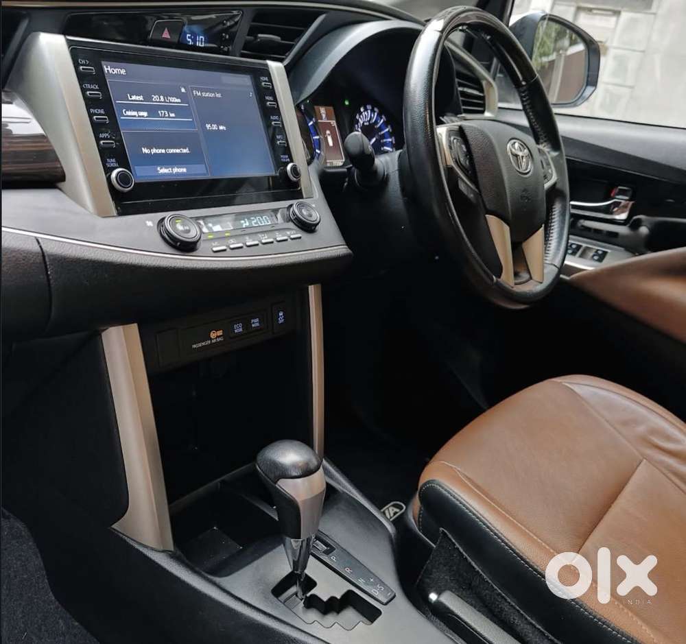 Toyota Innova Crysta [2020-ongoing] 2.7 Zx At 7 Str, 2022, Petrol