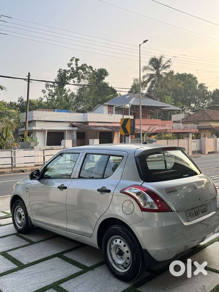 Maruti Suzuki Swift Lxi Optional-o, 2013, Petrol