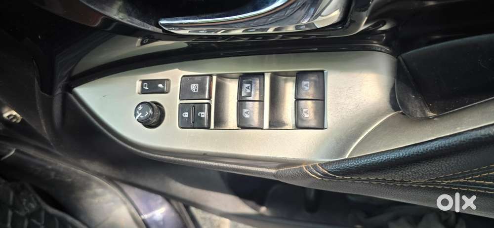 Toyota Innova Crysta 2.8z Automatic, 2022, Diesel
