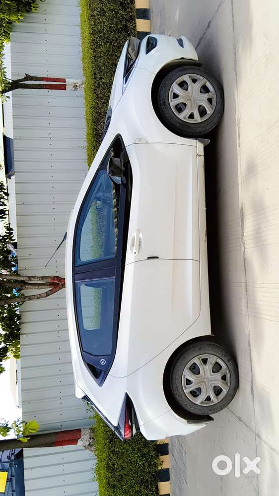 Tata Altroz Xm Plus Icng, 2023, Cng & Hybrids