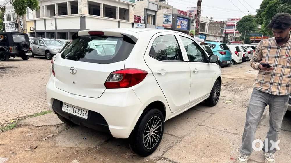 Tata Tiago 2016 Petrol Well Maintained
