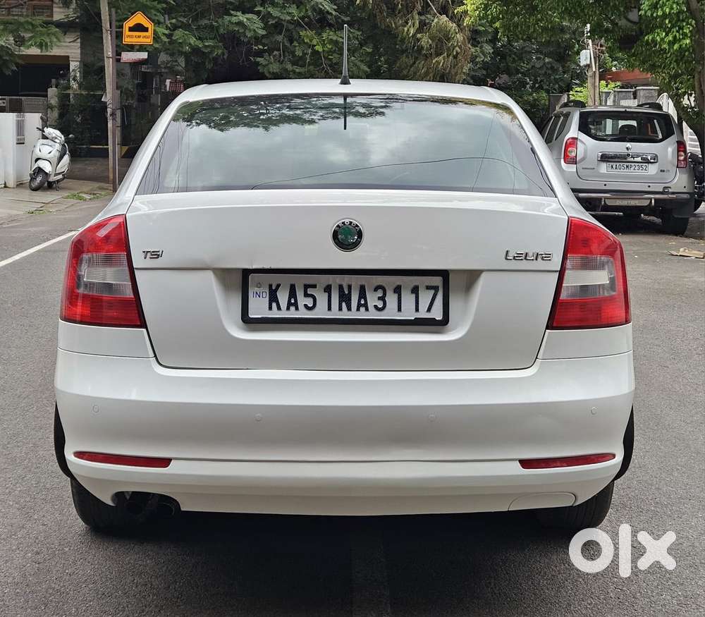 Skoda Laura 1.8 Tsi Ambiente, 2012, Petrol
