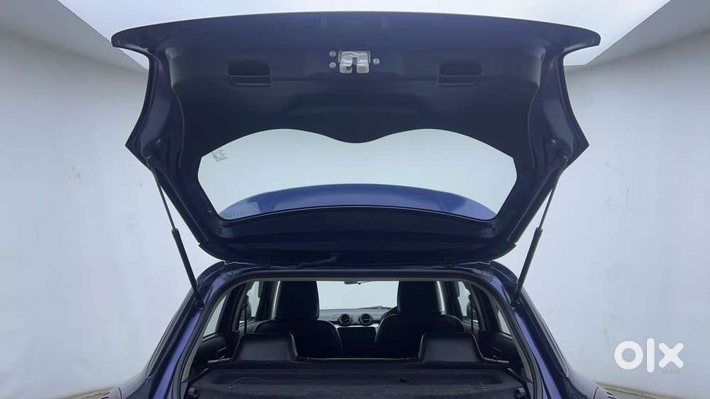 Maruti Suzuki Swift Vvt Vxi, 2022, Petrol