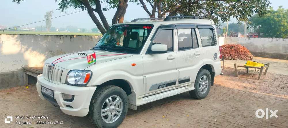 Mahindra Scorpio Vlx 2013