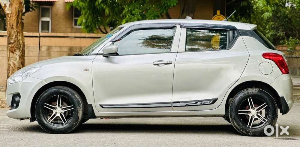 Maruti Suzuki Swift 1.2 Lxi (o), 2021, Petrol