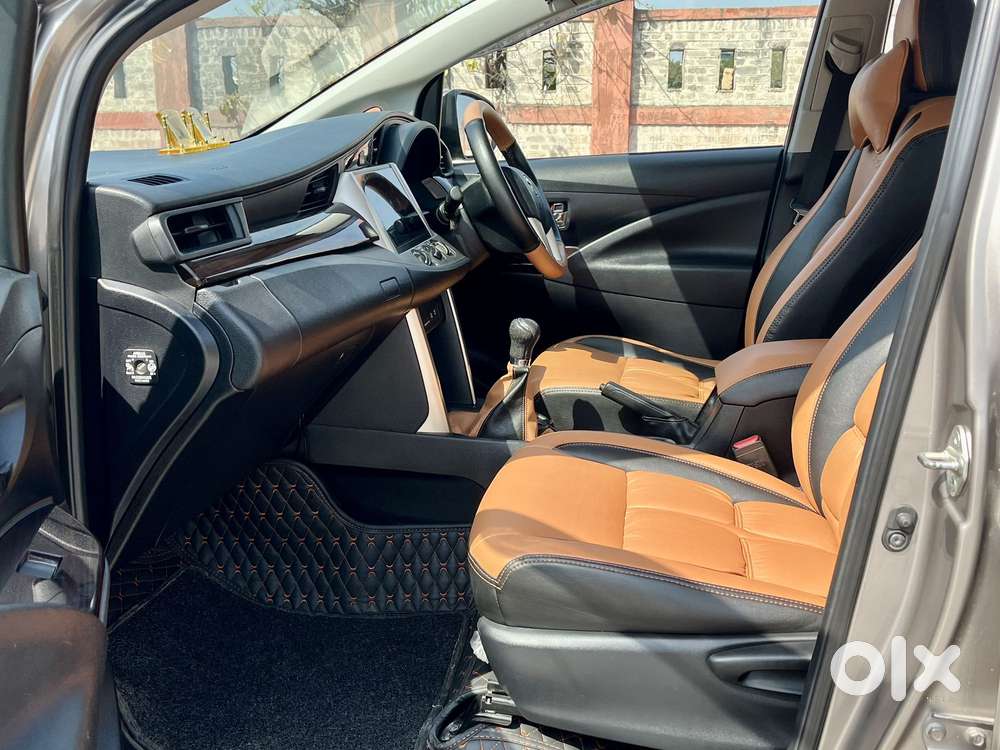 Toyota Innova Crysta 2.4 G Mt 7 Str, 2018, Diesel