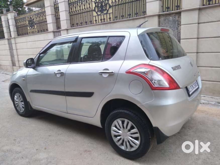 Maruti Suzuki Swift Lxi Optional-o, 2016, Petrol