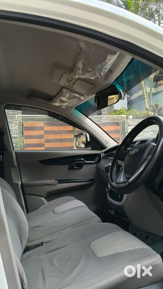 Mahindra Kuv 100 2016-2017 Mfalcon G80 K8 5str, 2017, Petrol