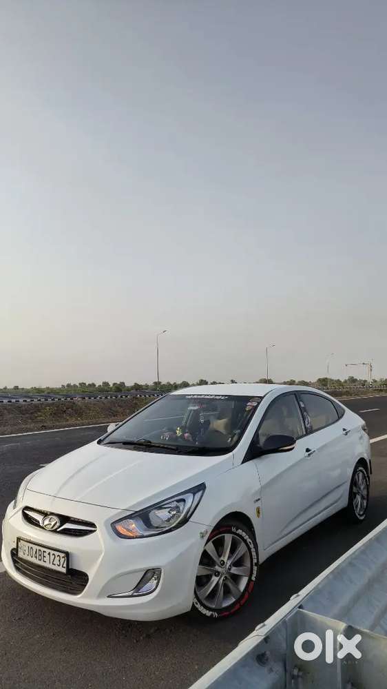 Hyundai Verna Fluidic Sx