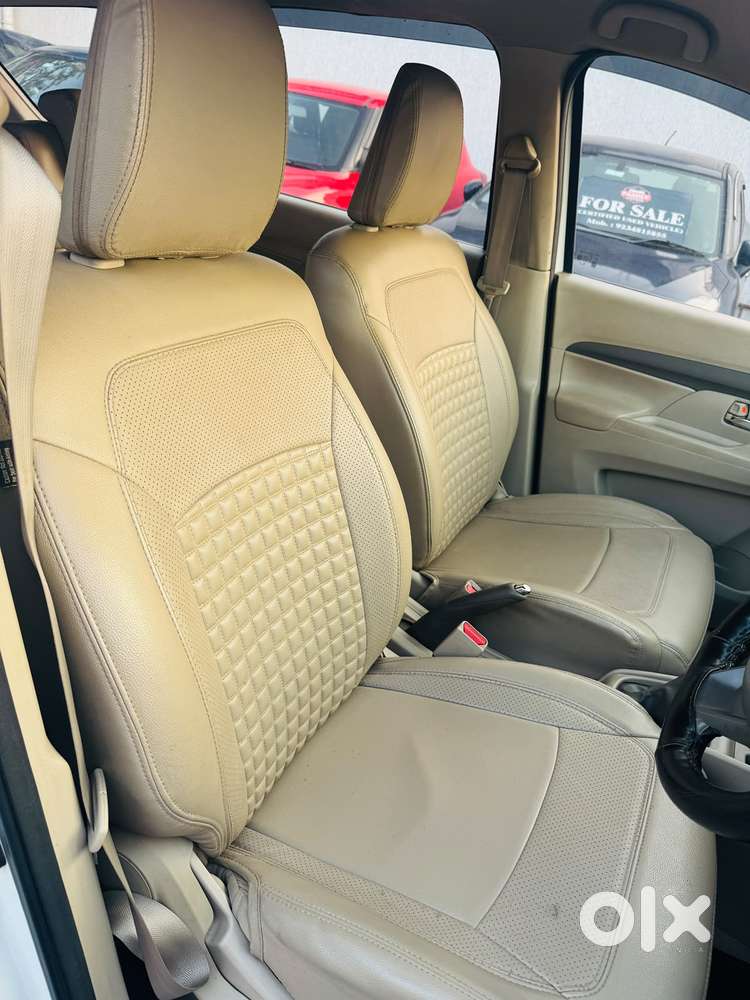 Maruti Suzuki Ertiga Vxi Abs Bs Iv, 2025, Petrol