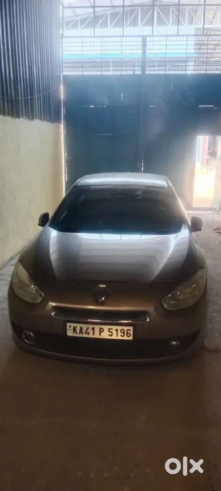 Renault Fluence 2012 Diesel 120000 Km Driven