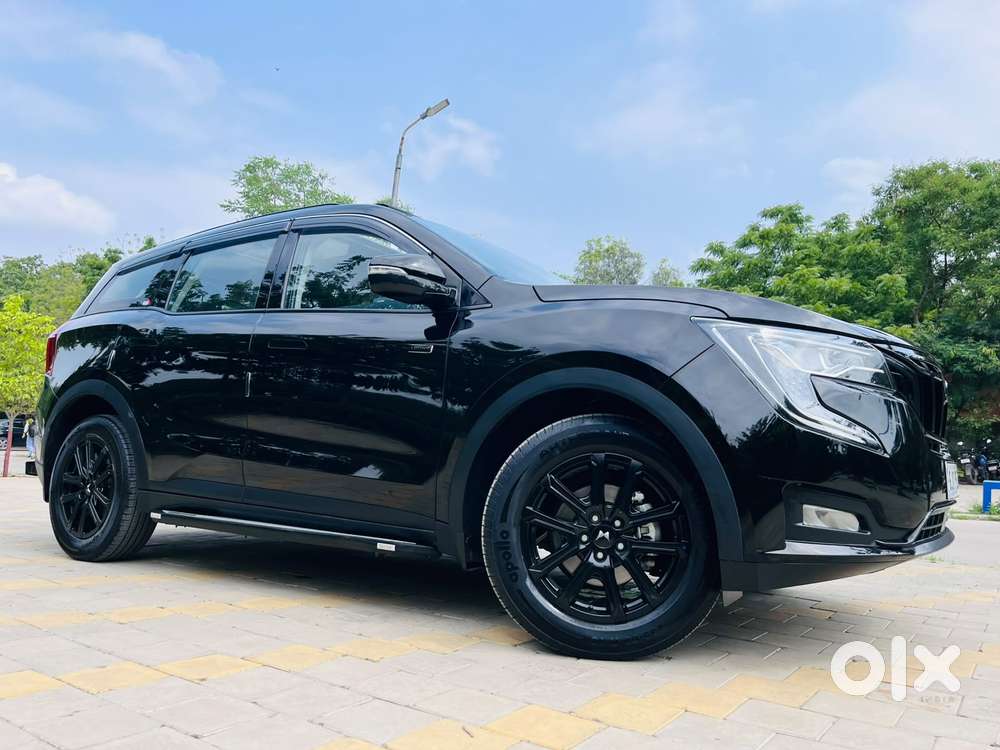 Mahindra Xuv700 2.2 Ax 7 Diesel At Str, 2025, Diesel