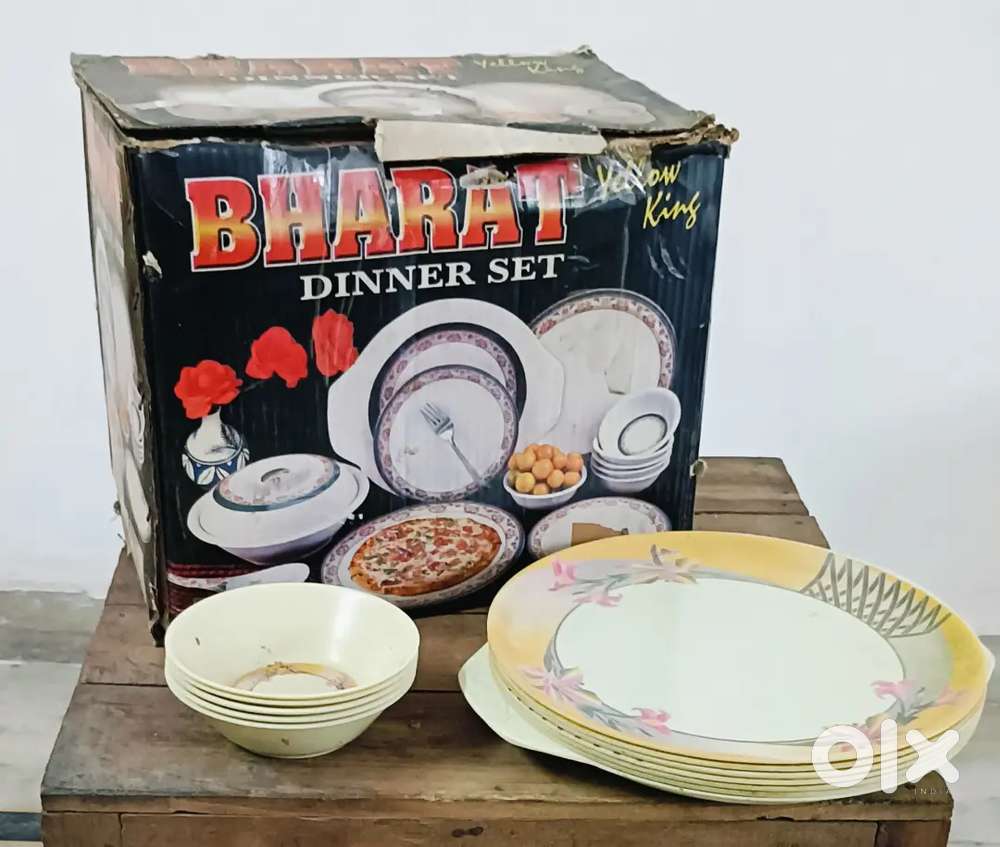 Kitchen set crockery