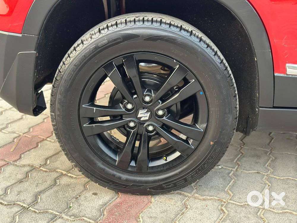 Maruti Suzuki Brezza Zxi Plus At, 2018, Diesel