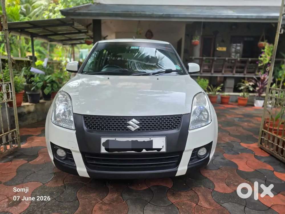 Maruti Suzuki Swift 2009 Diesel 212000 Km Driven
