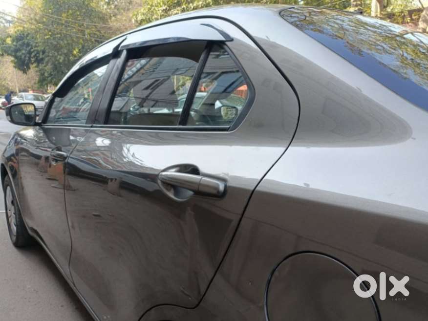 Maruti Suzuki Swift Dzire Vdi Bsiv, 2017, Diesel