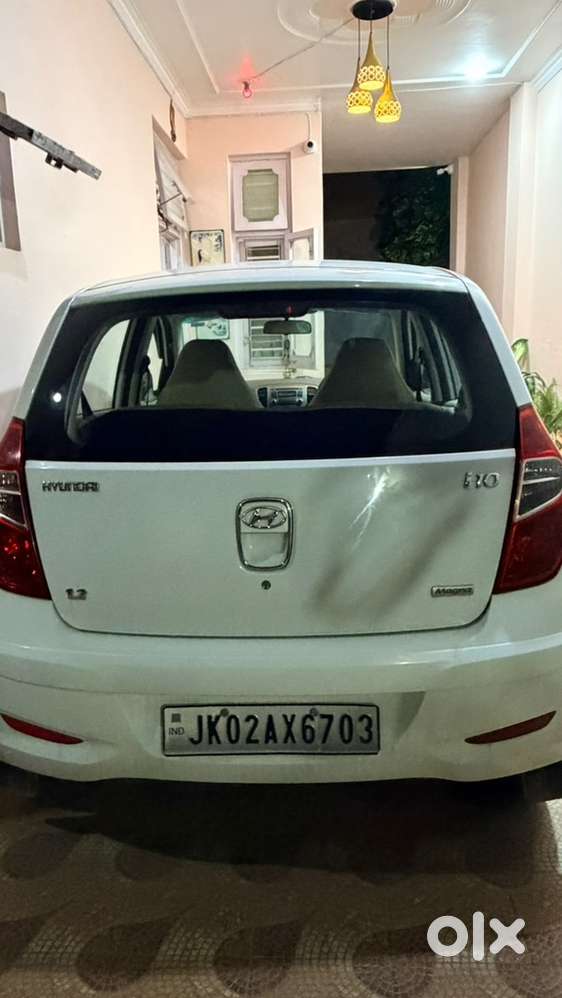 Hyundai I10 2012 28000 Km Driven