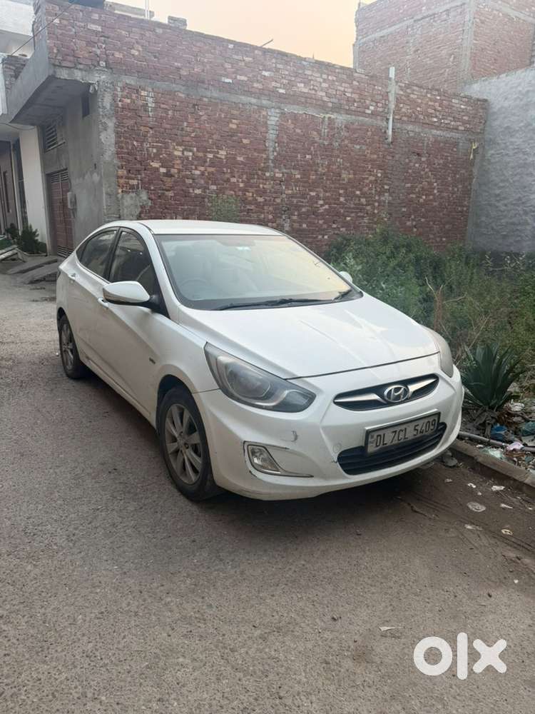 Hyundai Verna Petrol 2011