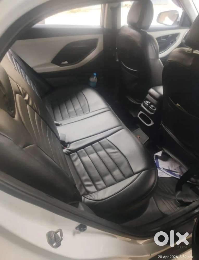 Creta Ex 2020 Upgraded To Higher  Version 17 Inch Tyre Alloys For Sale