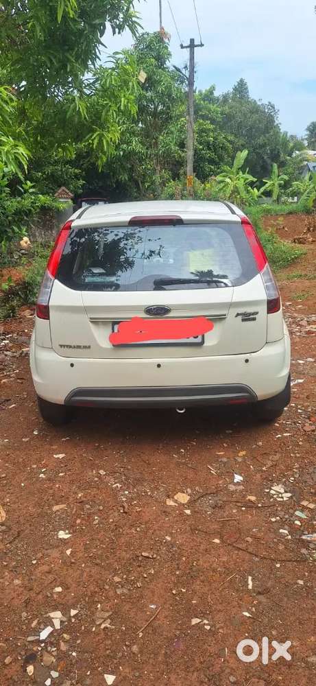 Ford Figo 2014 Diesel 240000 Km Driven. Insurance Upto Feb 2027